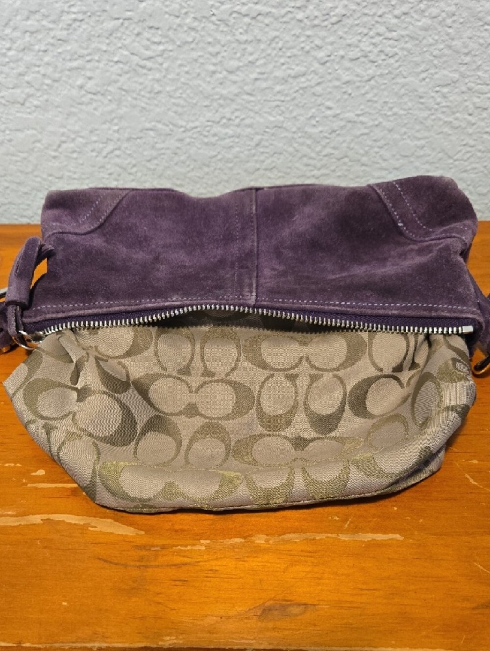 PROJECT BAG-Vntg Coach 8A73 Hampton Purple Suede Shoulder Bag EUC 10"x4.5"x3" - Picture 10 of 13